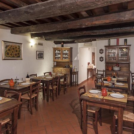 Отель Borgo Tramonte Пратовеккьо Экстерьер фото